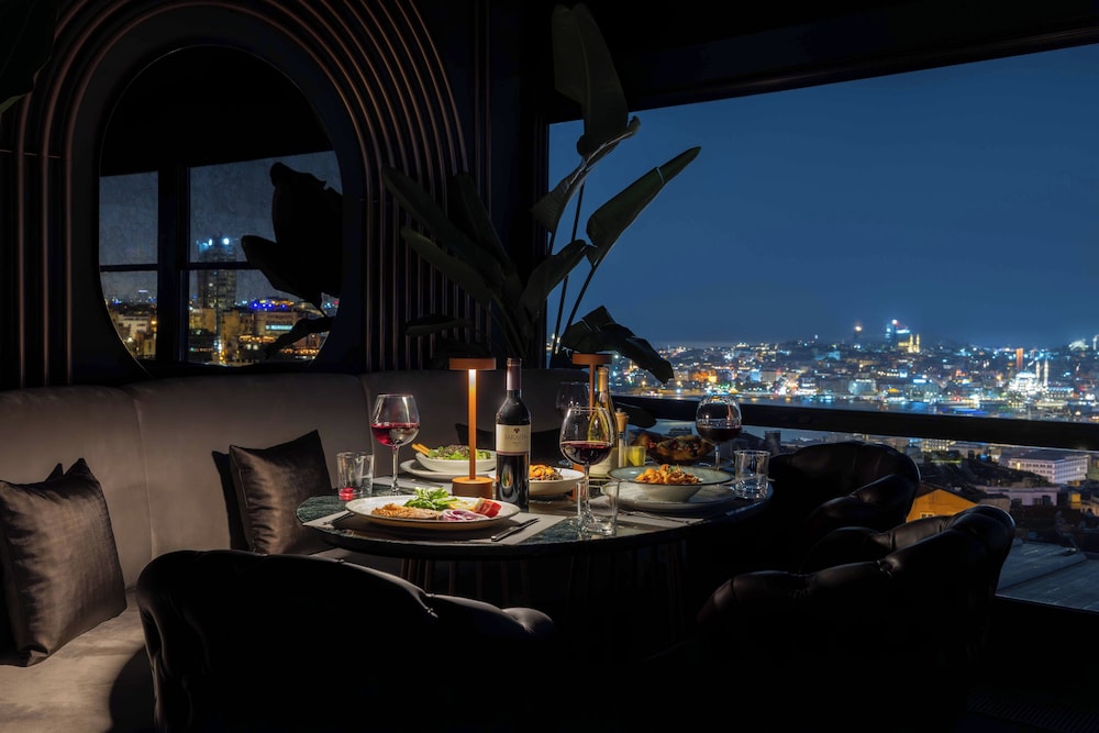 AHC Taksim Hotel 70/73