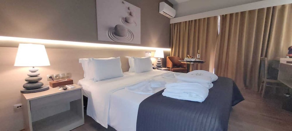 Coral Hotel 11/50
