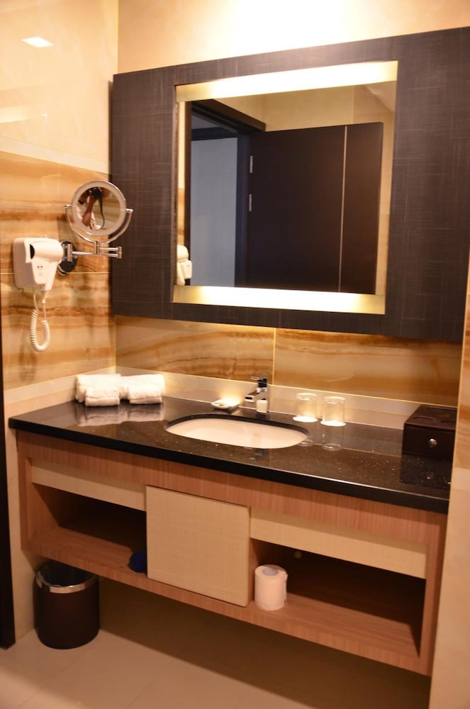 Nagoya Hill Hotel Batam 44/44