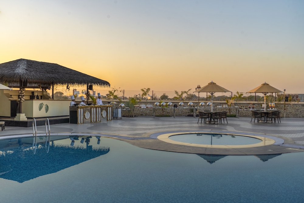 Shyama Sarovar Portico 59/64