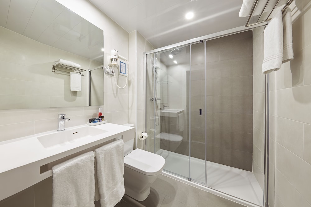 Barcelona Century Hotel 48/51