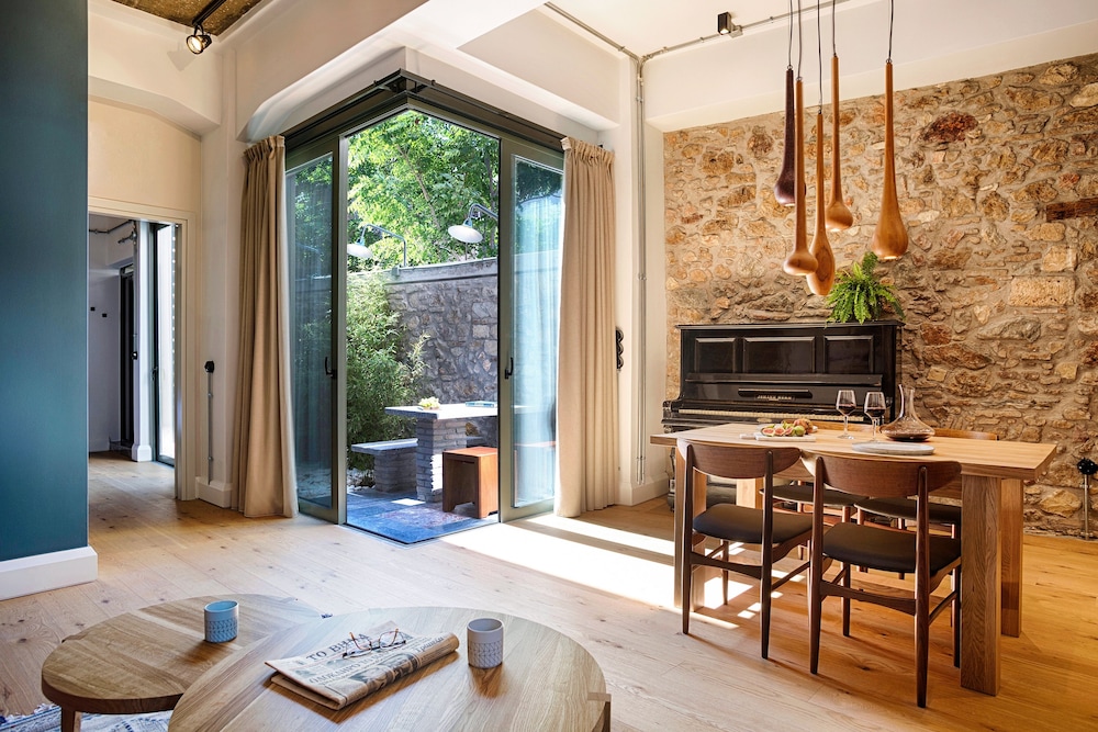 The Foundry Suites Athens 41/50