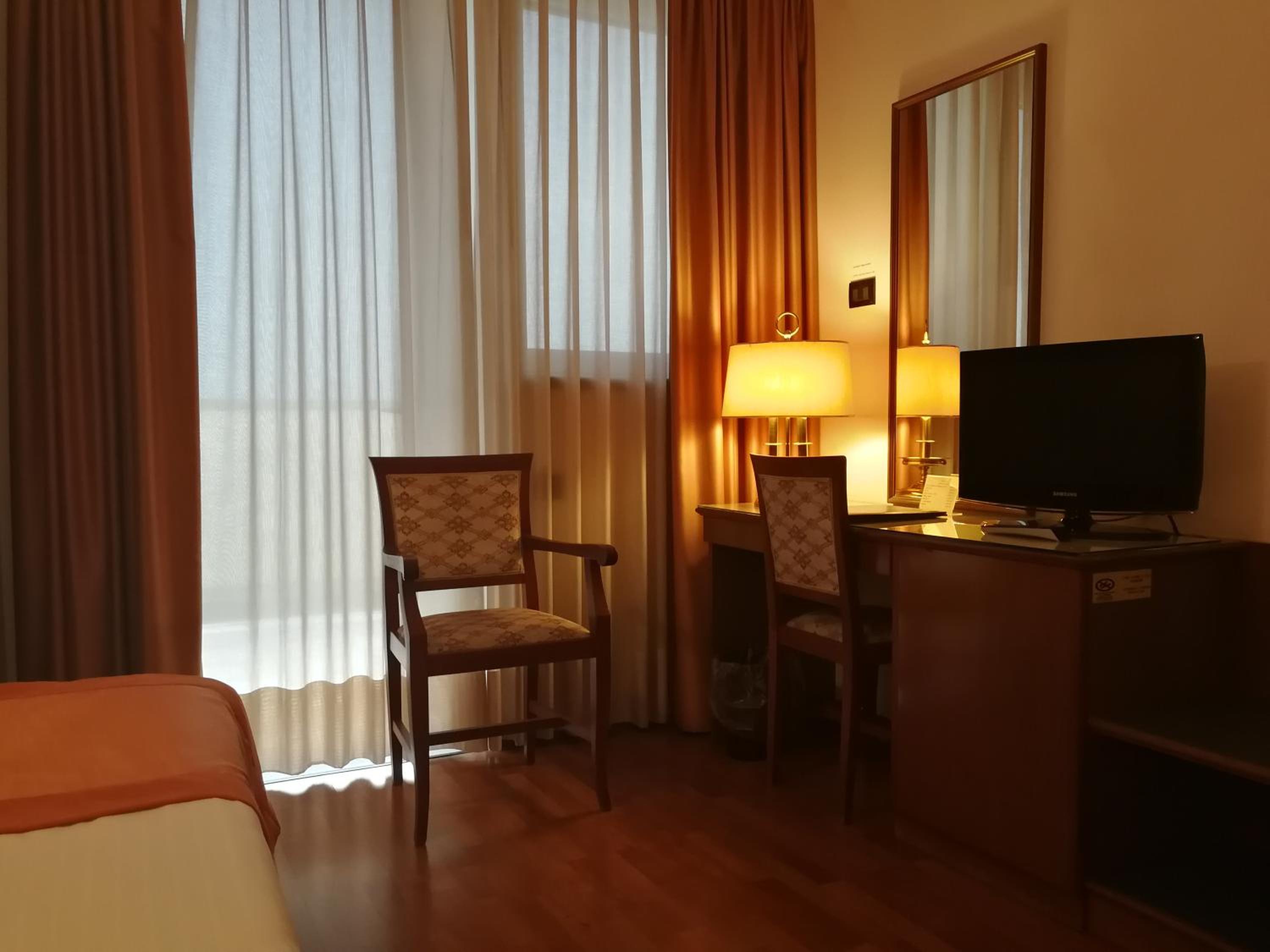 Hotel Marconi 28/31