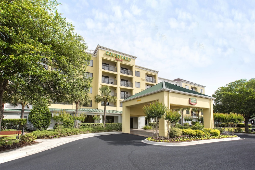 Courtyard Myrtle Beach Barefoot Landing 43/45