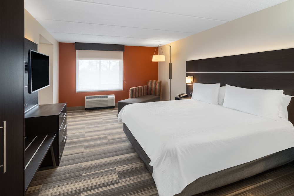 Holiday Inn Express Bluffton At Hilton Head Area 31/80