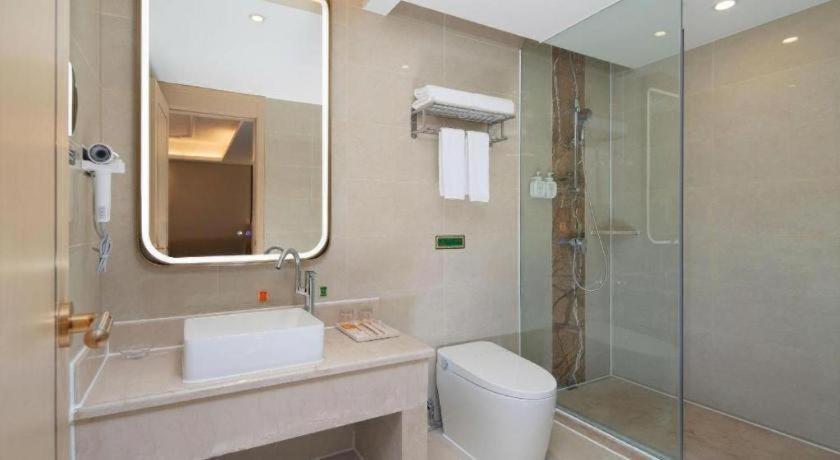 Vienna Hotel (Chengdu Airport Shuangliu Wanda) 58/60