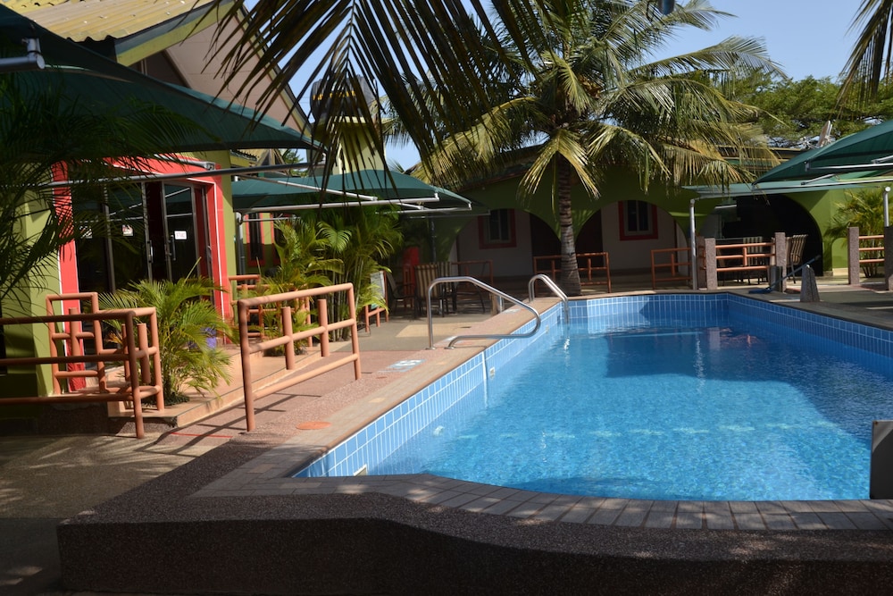 Kaysens Grande Hotel 20/20