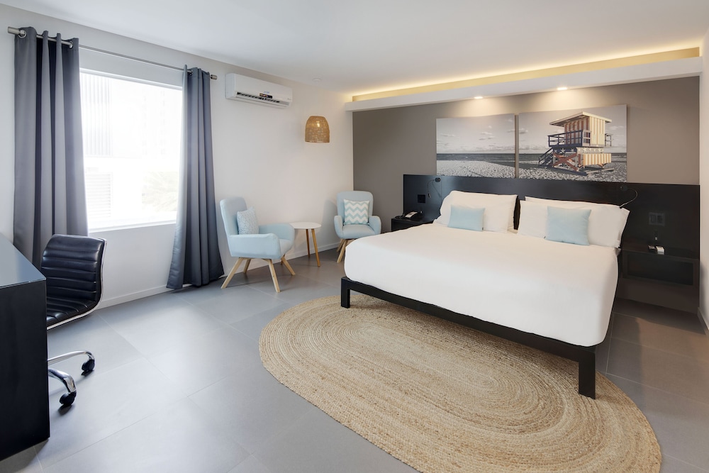 MB Hotel, Trademark Collection by Wyndham 28/72