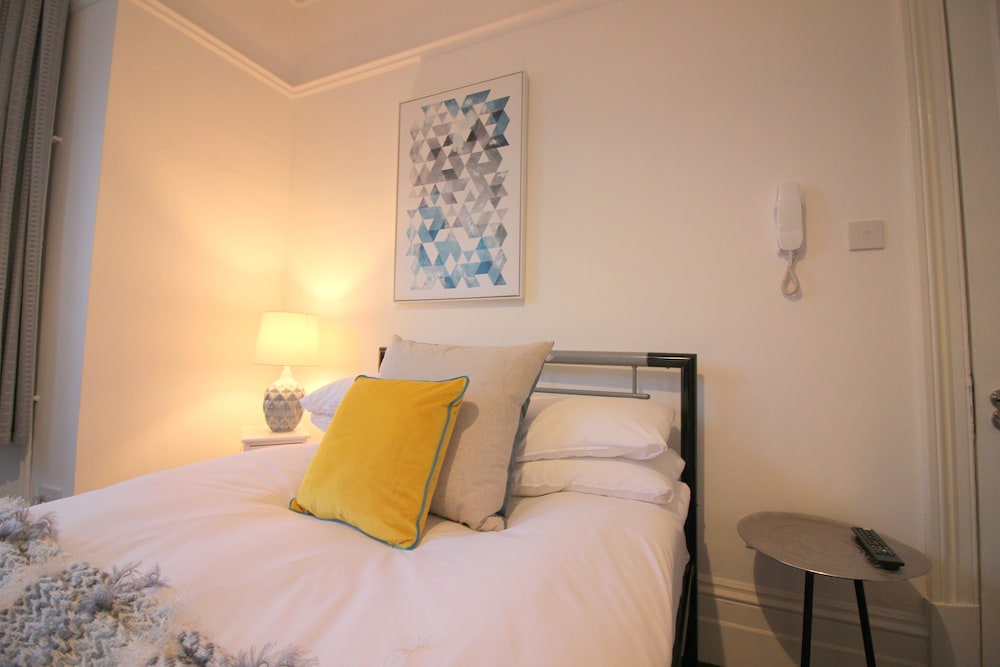 Peymans - Cambridge City Rooms 14/59