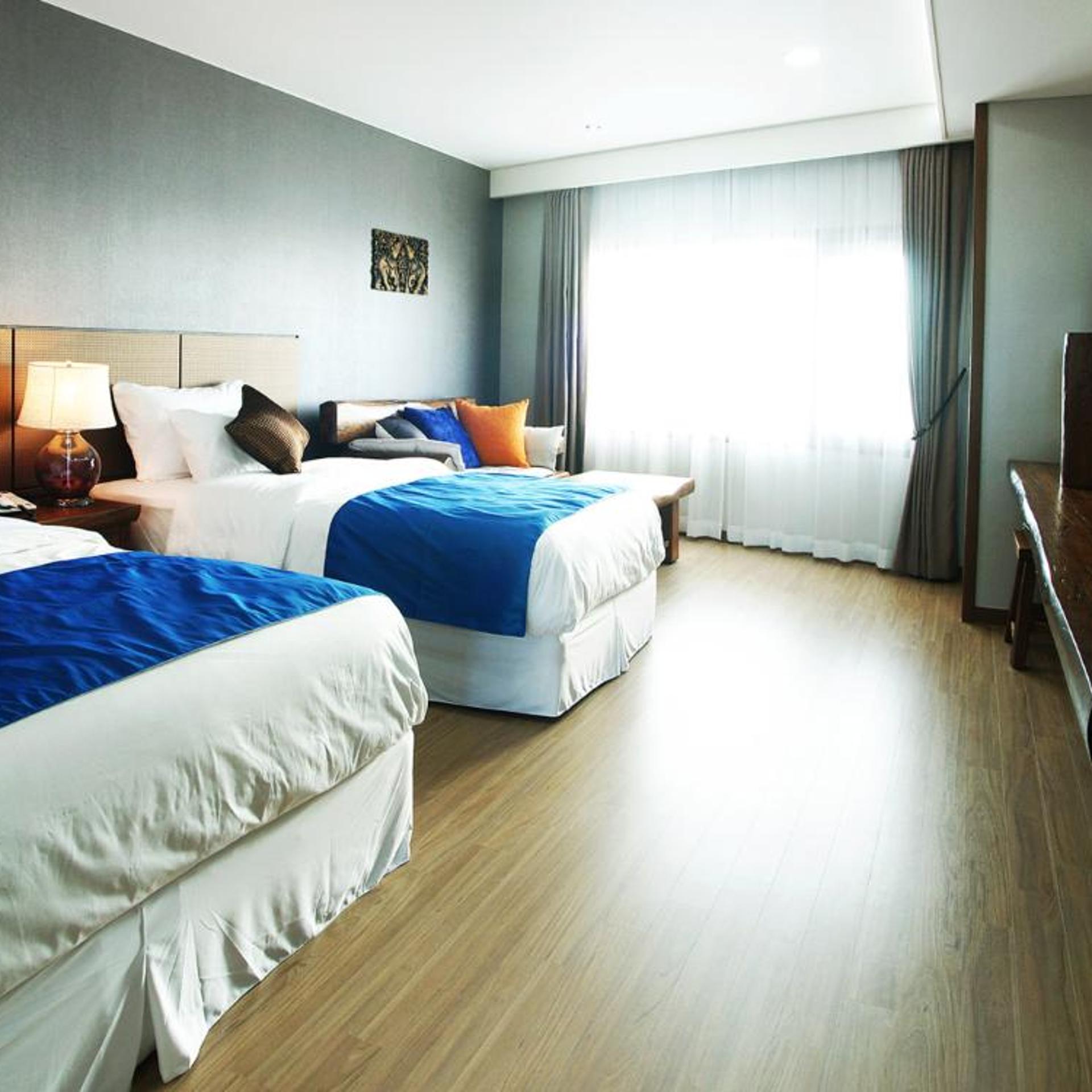 Login Hotel 8/24
