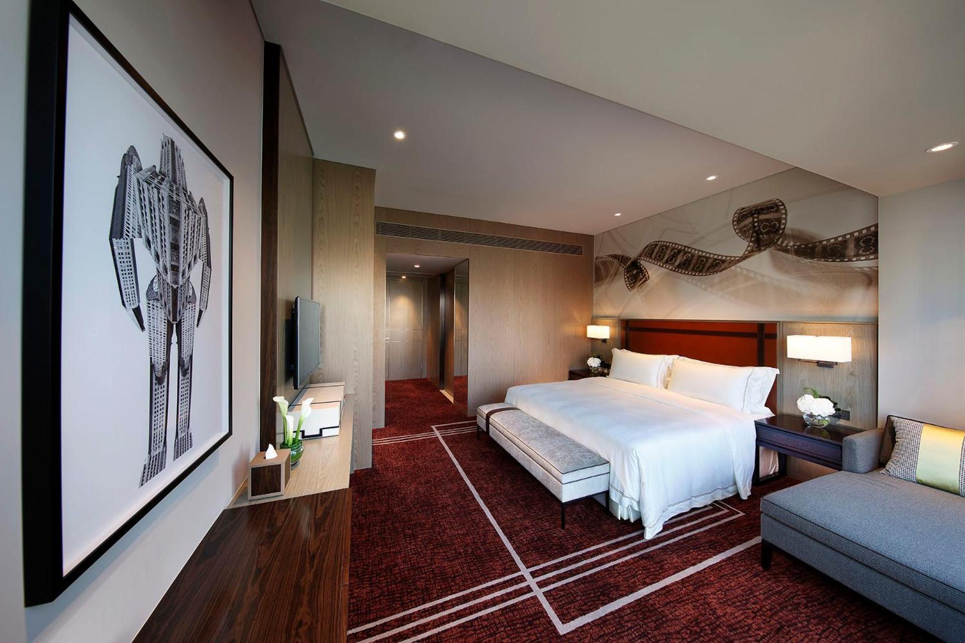 Celebrity, City, Studio, King Bed