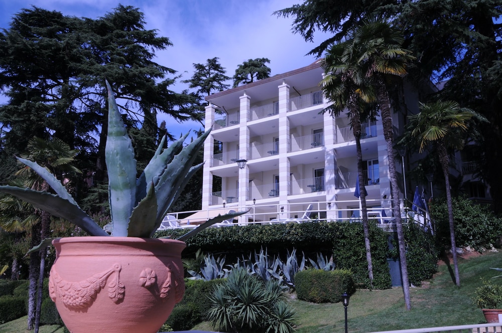 Hotel Excelsior Le Terrazze 2/64