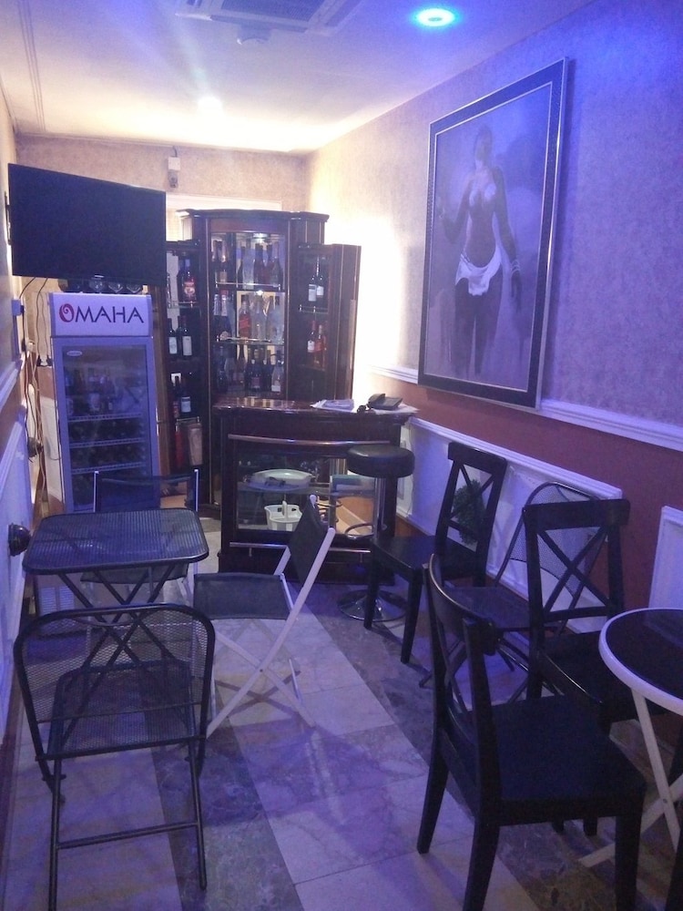 Margaretta Classic Suites And Hotel 7/14