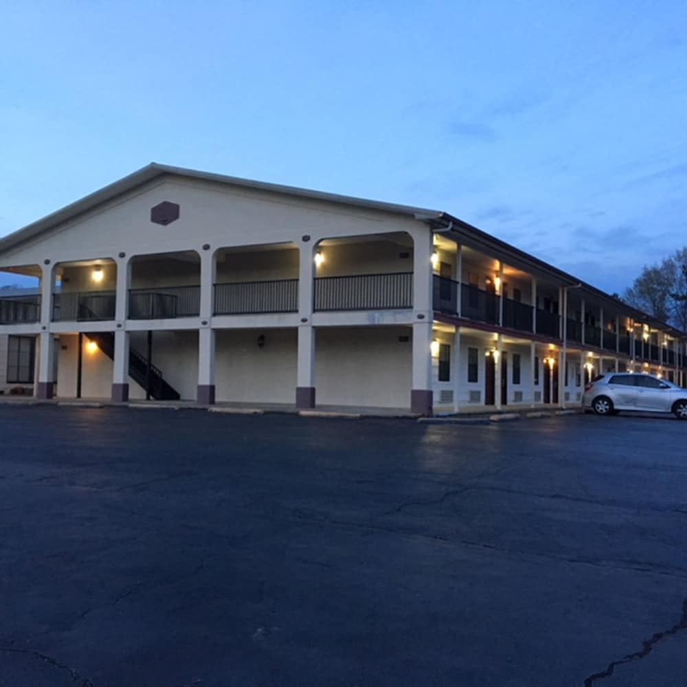 Budget Inn Talladega 4/61