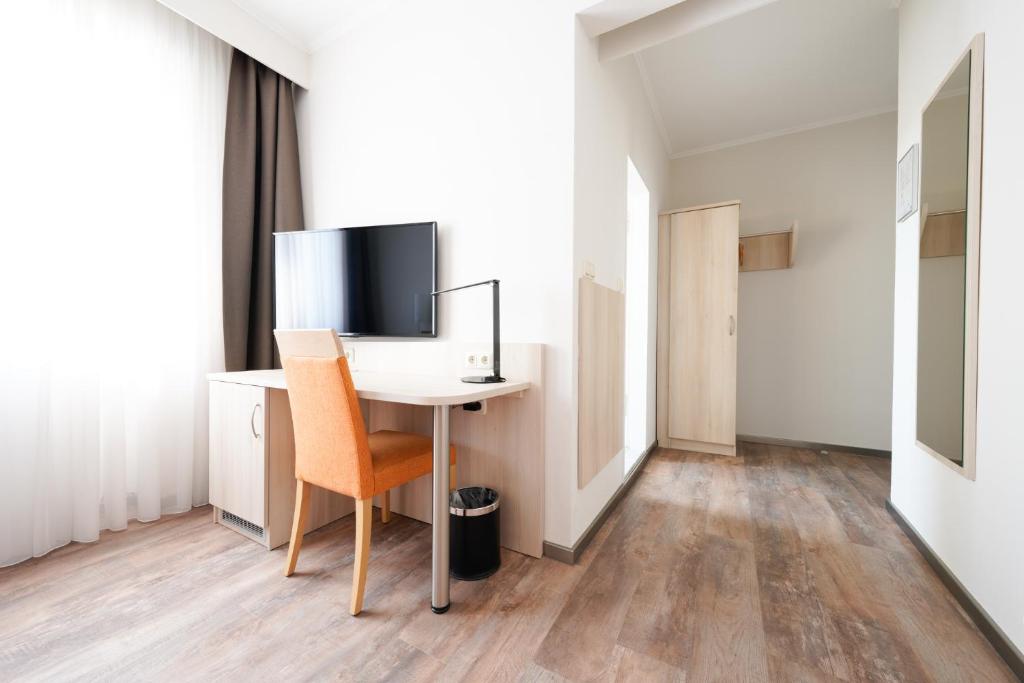Hotel Bayerischer Hof 41/50