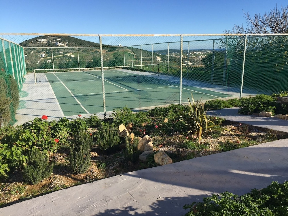 Naoussa Hills Boutique Resort- Adults Only (13+) 45/76