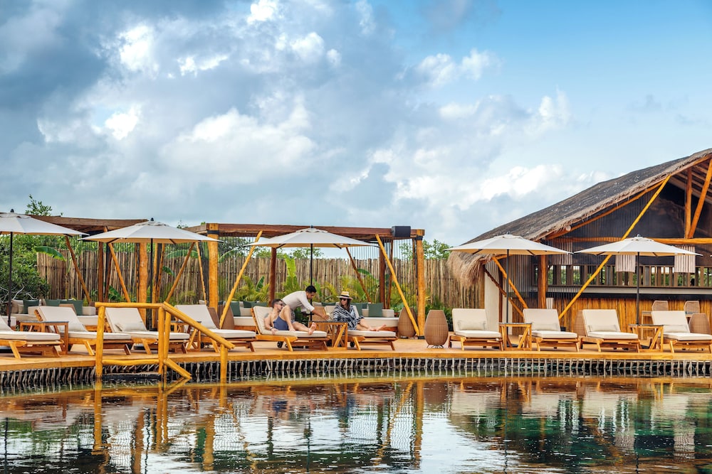 Hotel Shibari Tulum Restaurant and Cenote Club 40/50