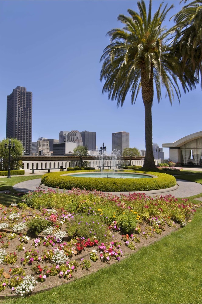 Fairmont San Francisco 46/48