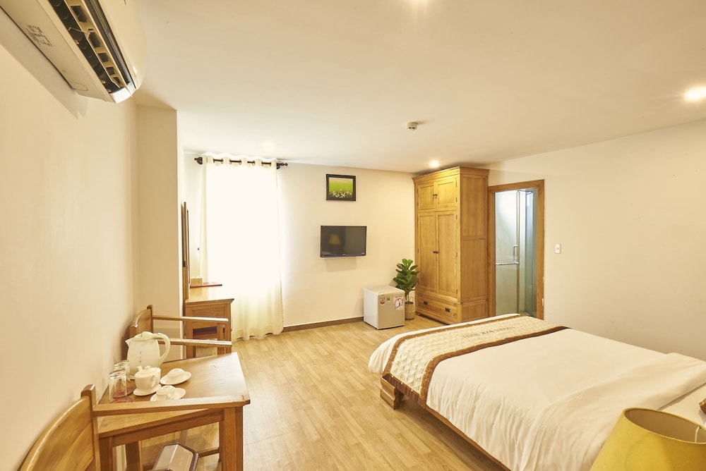 Saigon Apos S Book Hotel 35/56