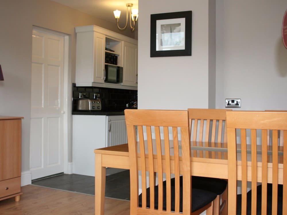 Manor Guest House 34/50