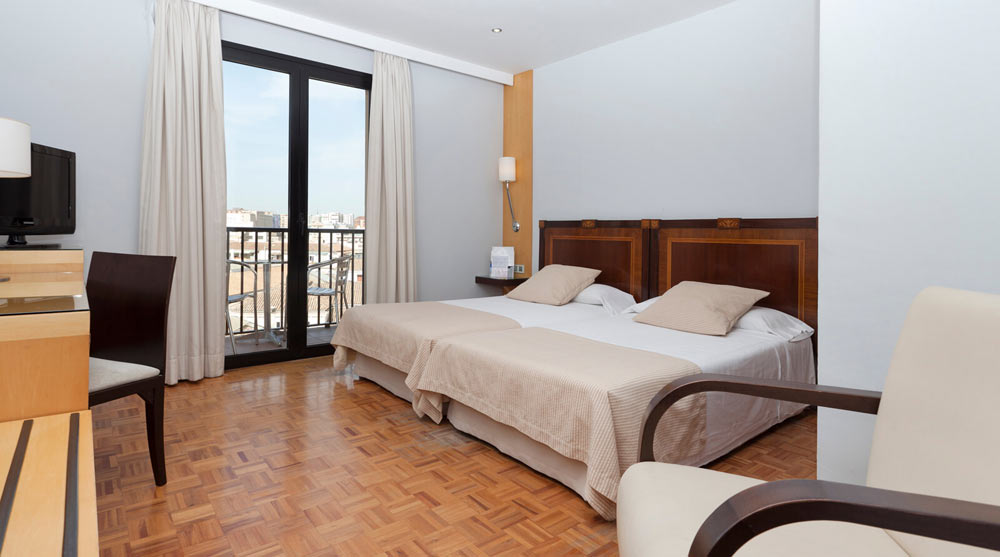 Don Curro Hotel 10/46