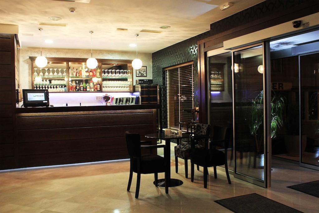 VILLA MILAS 18/22