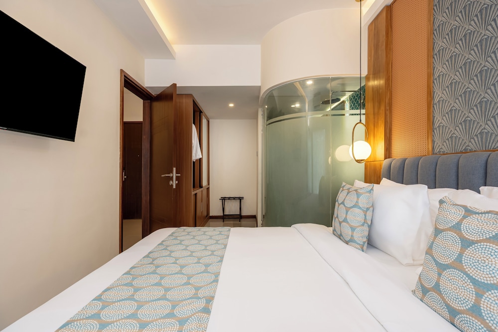 THE SAND Suites & Villas 17/50