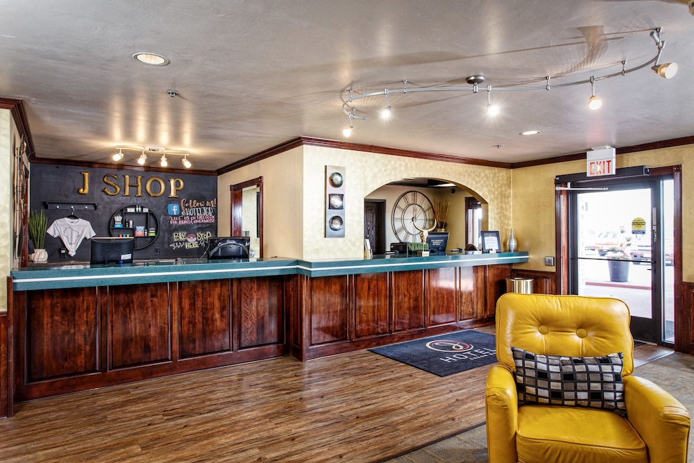 Hotel J Green Bay Formerly Airport Settle Inn 2/72