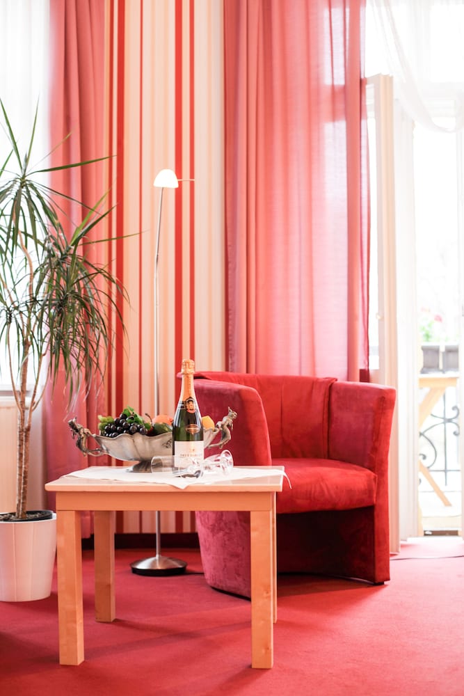 Hotel Silesia 45/56
