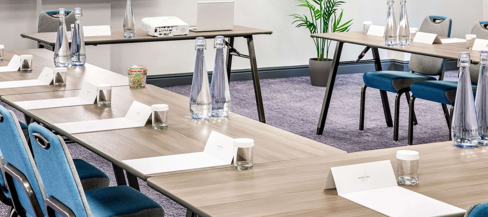 Mercure Cardiff North Hotel 30/50
