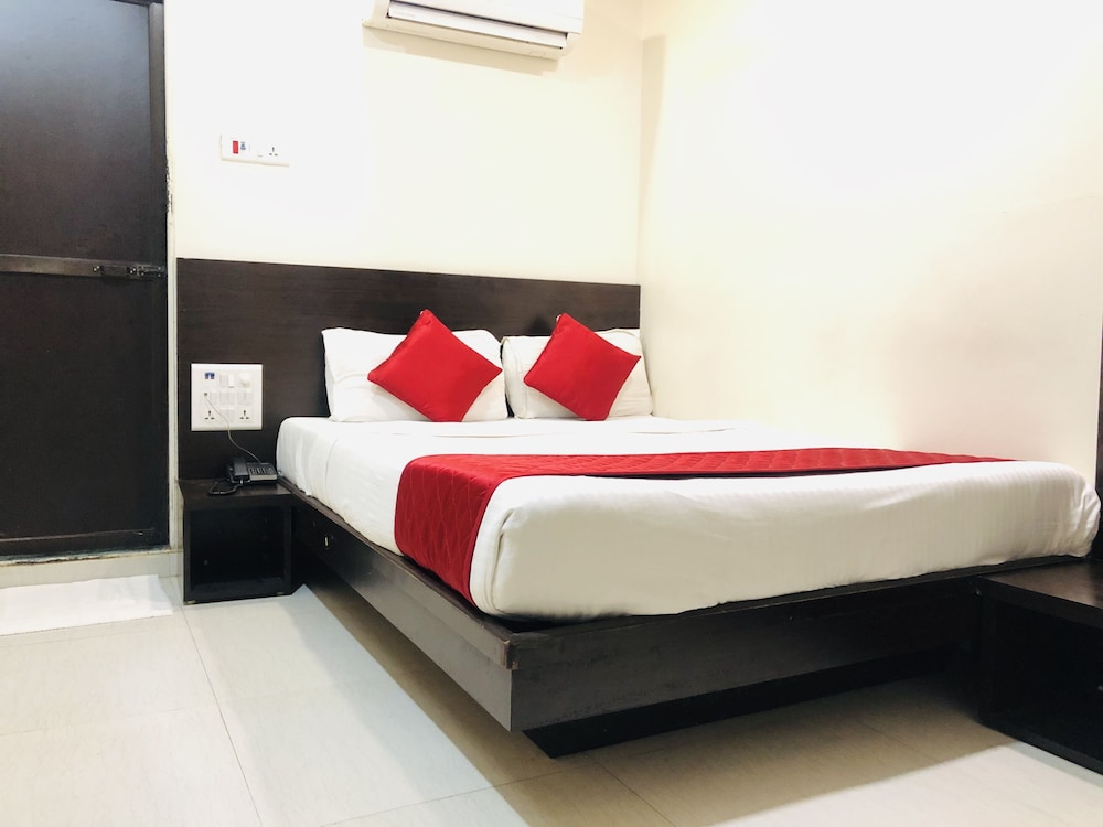 Hotel Guest Inn Residency 6/50