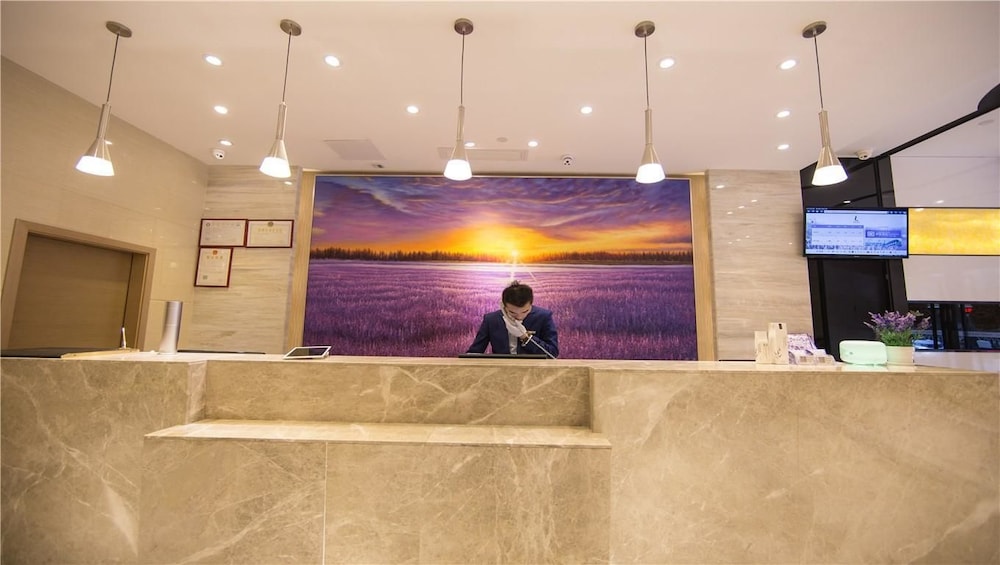 Lavade Hotel Gz Kecun Metro Station Branch 5/56