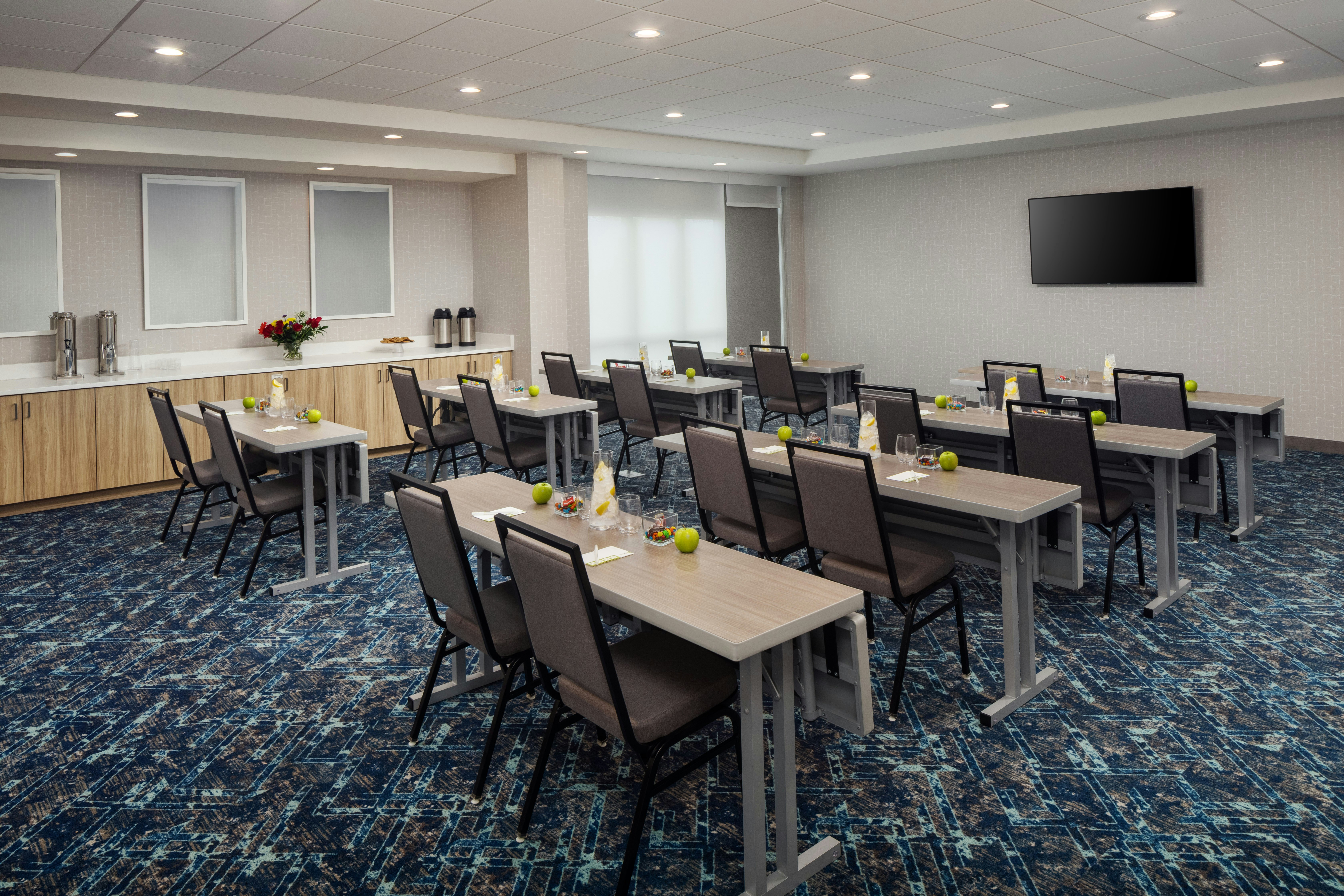 Home2 Suites by Hilton Clearwater St. Petersburg Ulmerton Rd 19/24