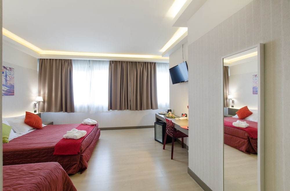 The Gate Hotel 44/71