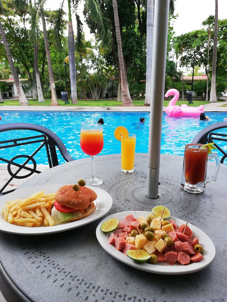 InHouse Select Hacienda Tres Rios 39/70