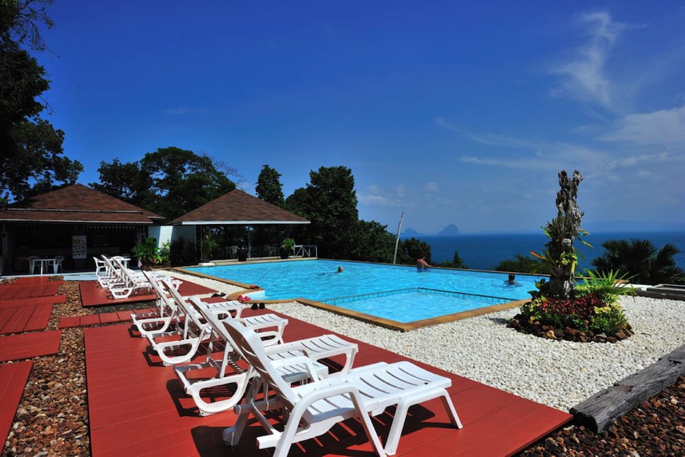Koh Ngai Cliff Beach Resort 10/61