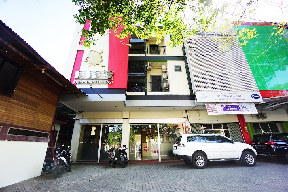 Hotel O Manado near Gereja Advent Tikala Baru formerly Rid's Hotel 46/49