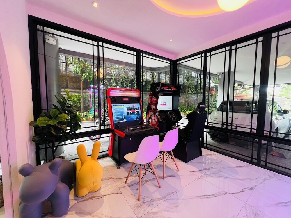 Moose Hotel Nimman 32/48
