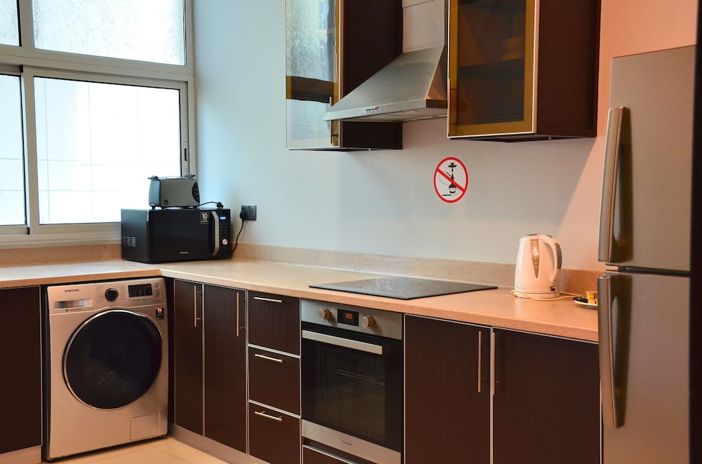 Blaire Executive Suites 58/58
