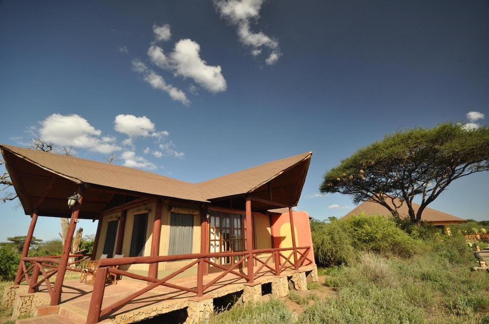 Kilima Safari Camp in AMBOSELI