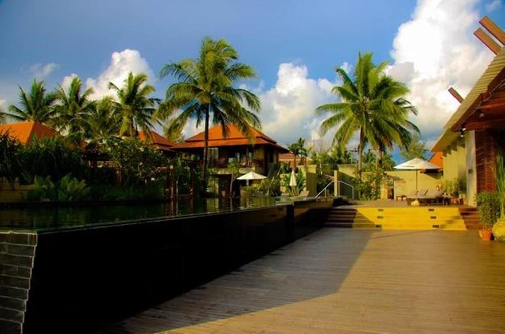 Chongfah Beach Resort Khao Lak 16/62
