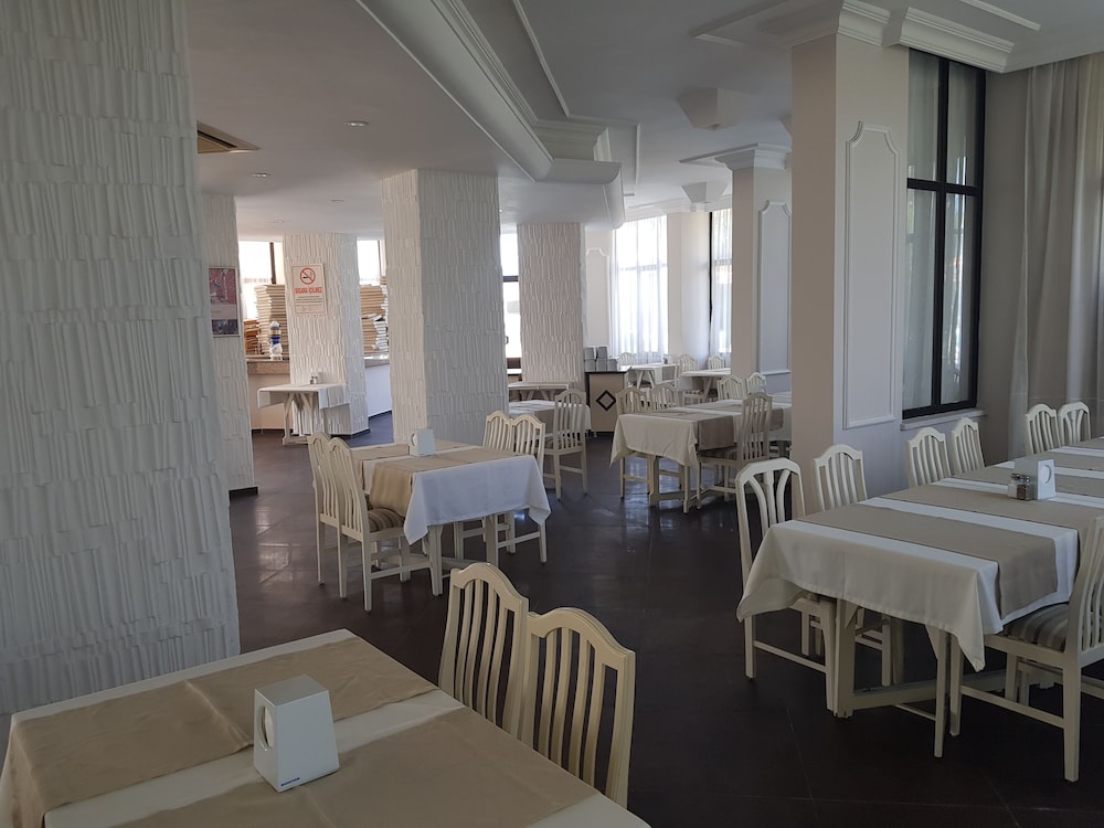 Malhun Hotel 22/29