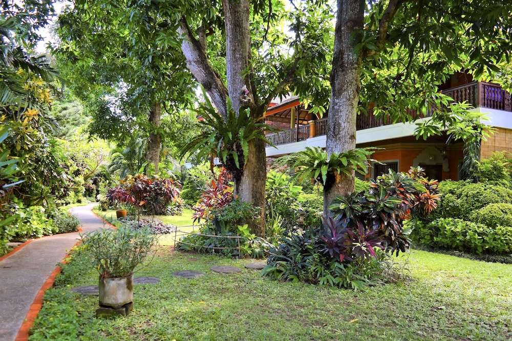 Puri Cendana Resort 69/72