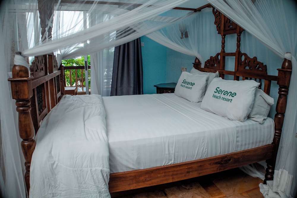 Serene Beach Resort 24/76