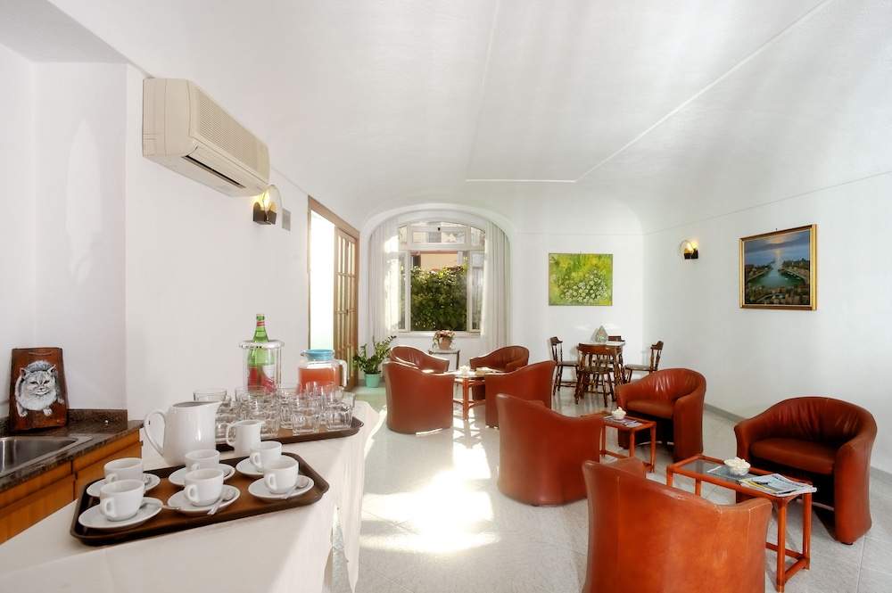 Hotel Ulisse 42/62