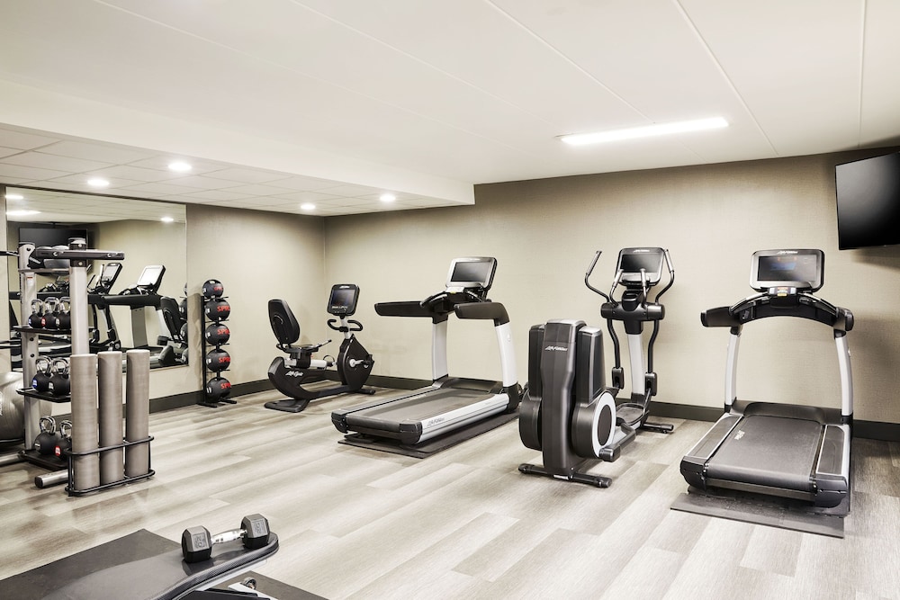 Four Points By Sheraton Chicago Westchester/Oak Brook 10/14