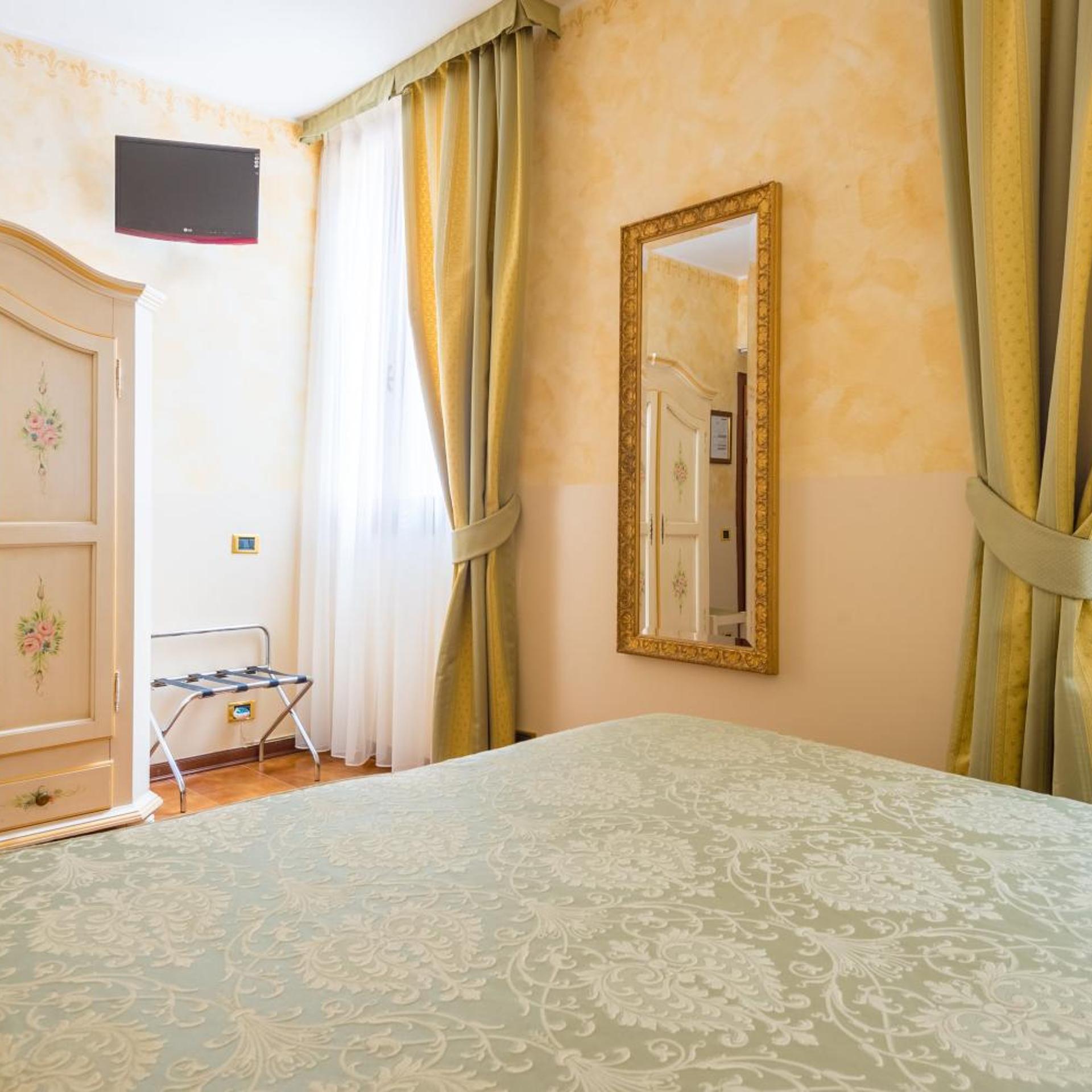 Hotel Mercurio 21/56