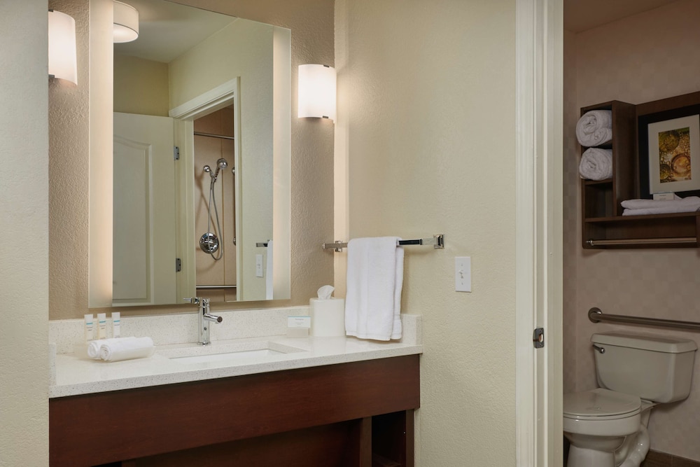 Homewood Suites By Hilton Sarasota 14/49