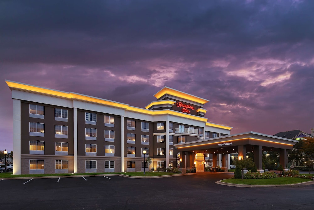 Hampton Inn Holland 1/55