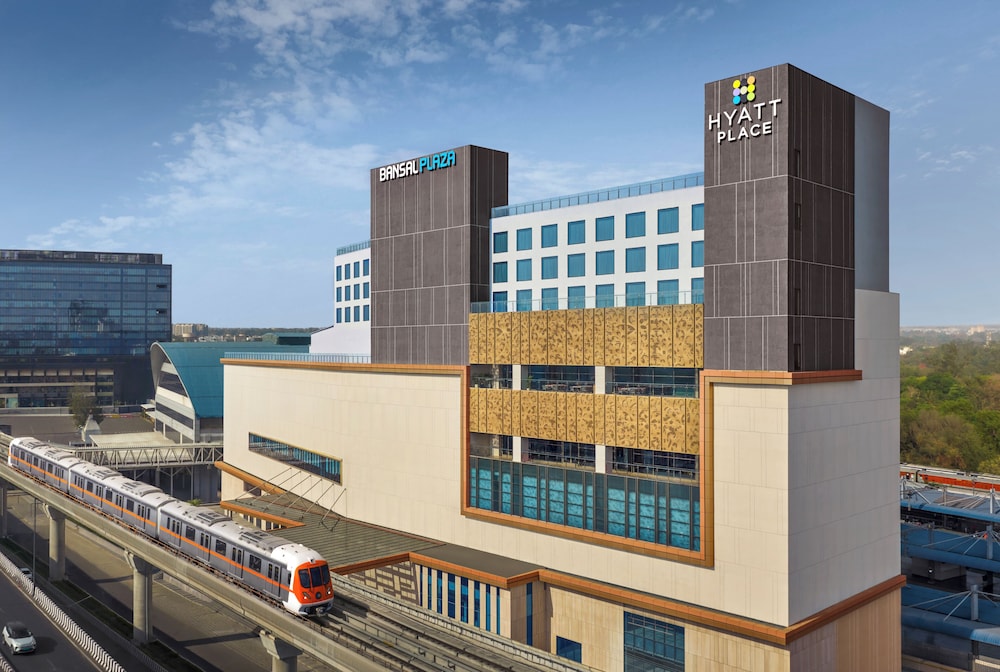Hyatt Place Bhopal 1/39
